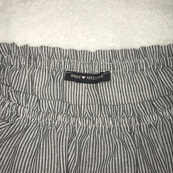 Brandy Melville Top - Picture 2 of 2